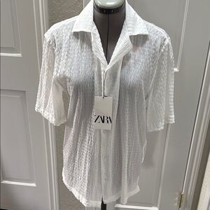 Zara White Casual Button Down Shirt with Textured Design
